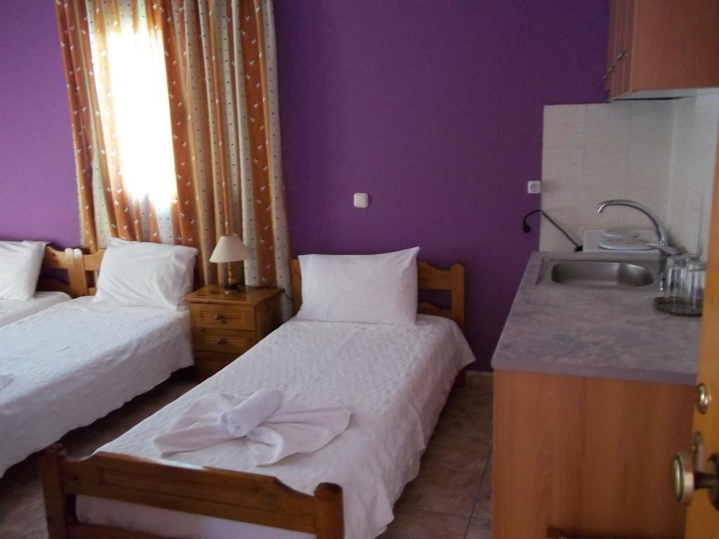 Epikoureios Apollon Hotel Andritsaina Exterior photo